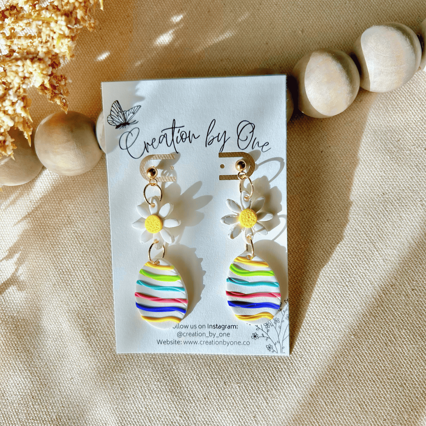Easter Colorful Egg with Daisy – 14K Gold-Plated, Lightweight & Festive 🌼🥚✨