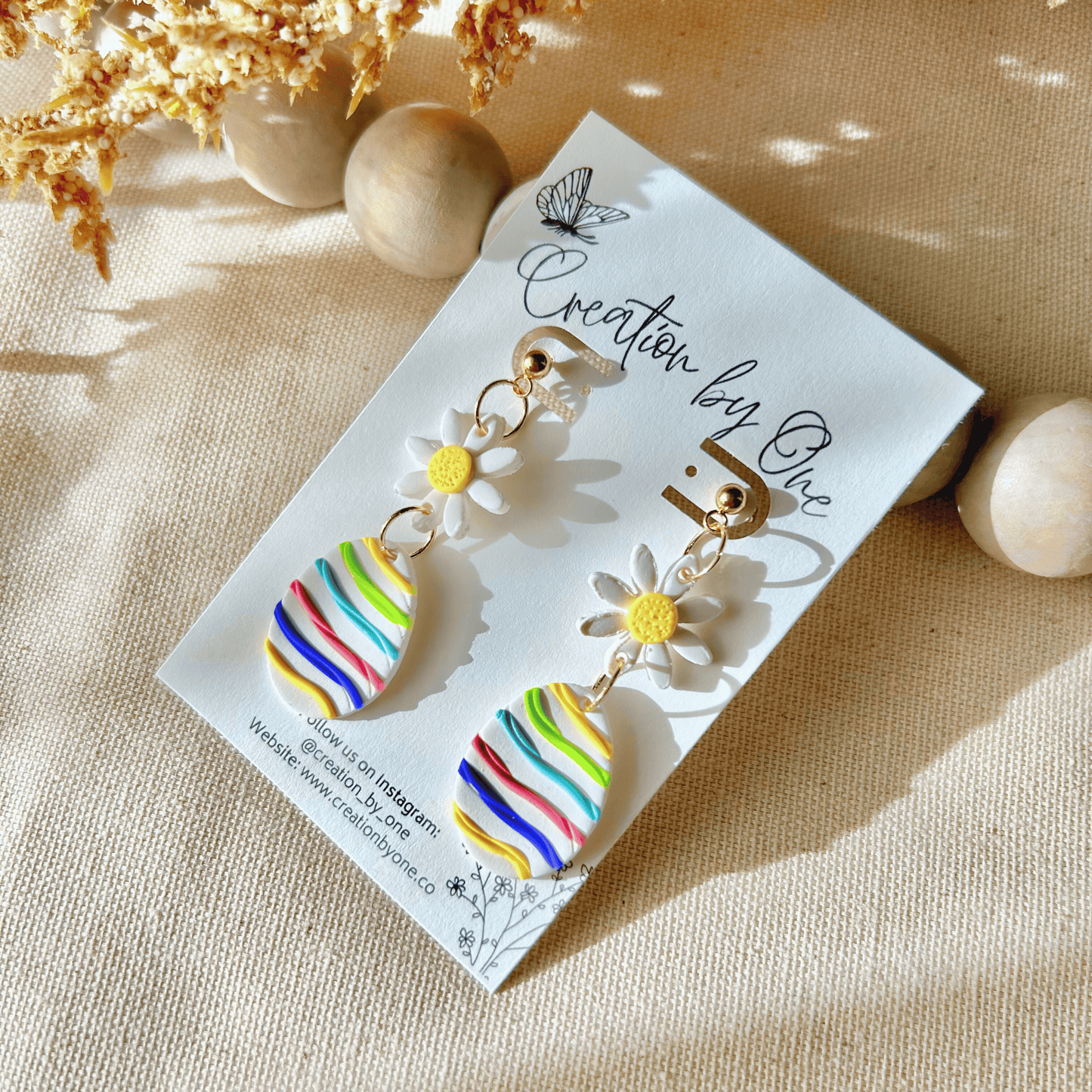 Easter Colorful Egg with Daisy – 14K Gold-Plated, Lightweight & Festive 🌼🥚✨
