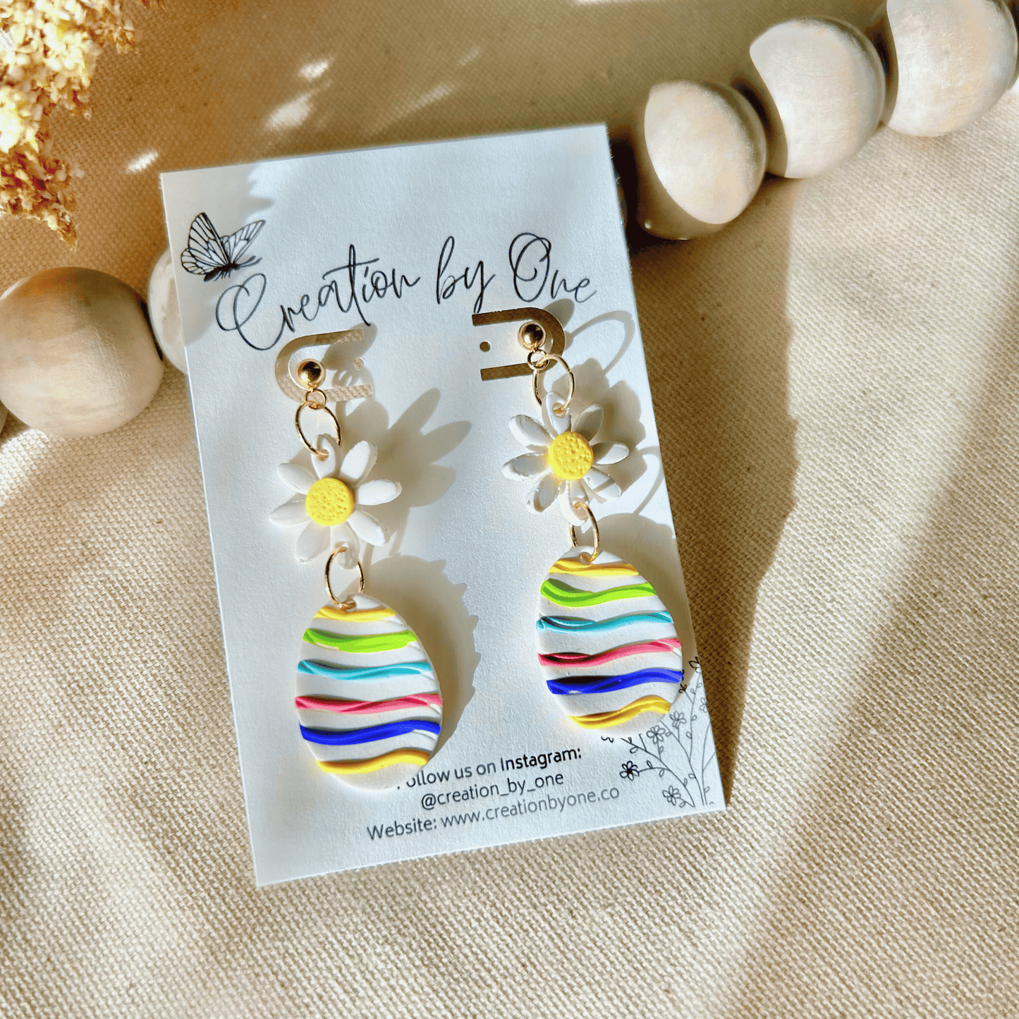 Easter Colorful Egg with Daisy – 14K Gold-Plated, Lightweight & Festive 🌼🥚✨